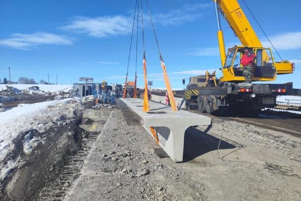 В Аликовском округе возобновили ремонт моста через Сорму