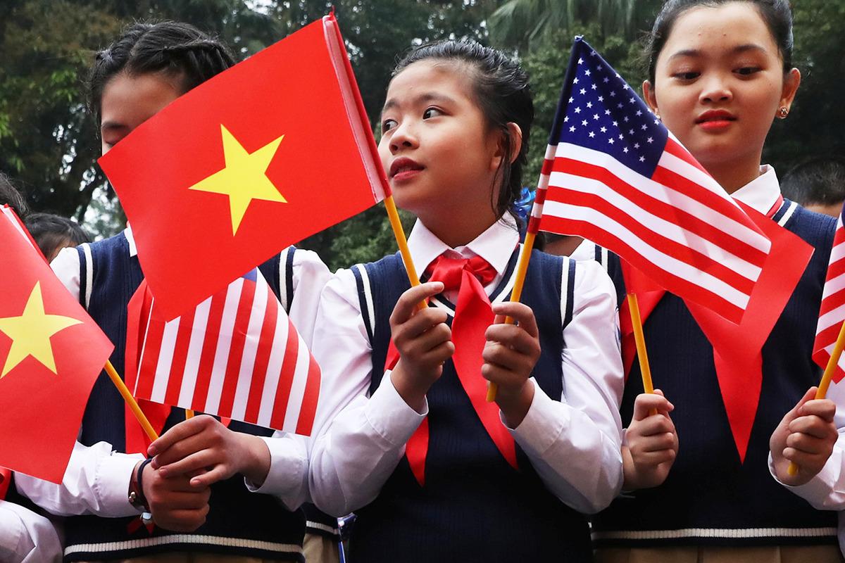 Во Вьетнаме назвали США стратегическим партнером