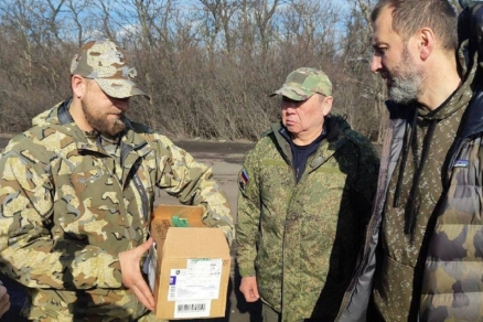 Александр Ведерников и Сергей Гомбоев доставили гумпомощь в зону СВО, бойцы благодарят земляков за поддержку