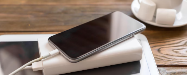 SamMobile: Xiaomi и Samsung начали разрабатывать безопасные твердотельные аккумуляторы для смартфонов