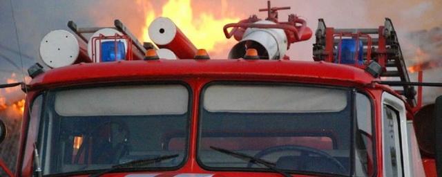 В Щебекине после атаки беспилотника загорелось предприятие