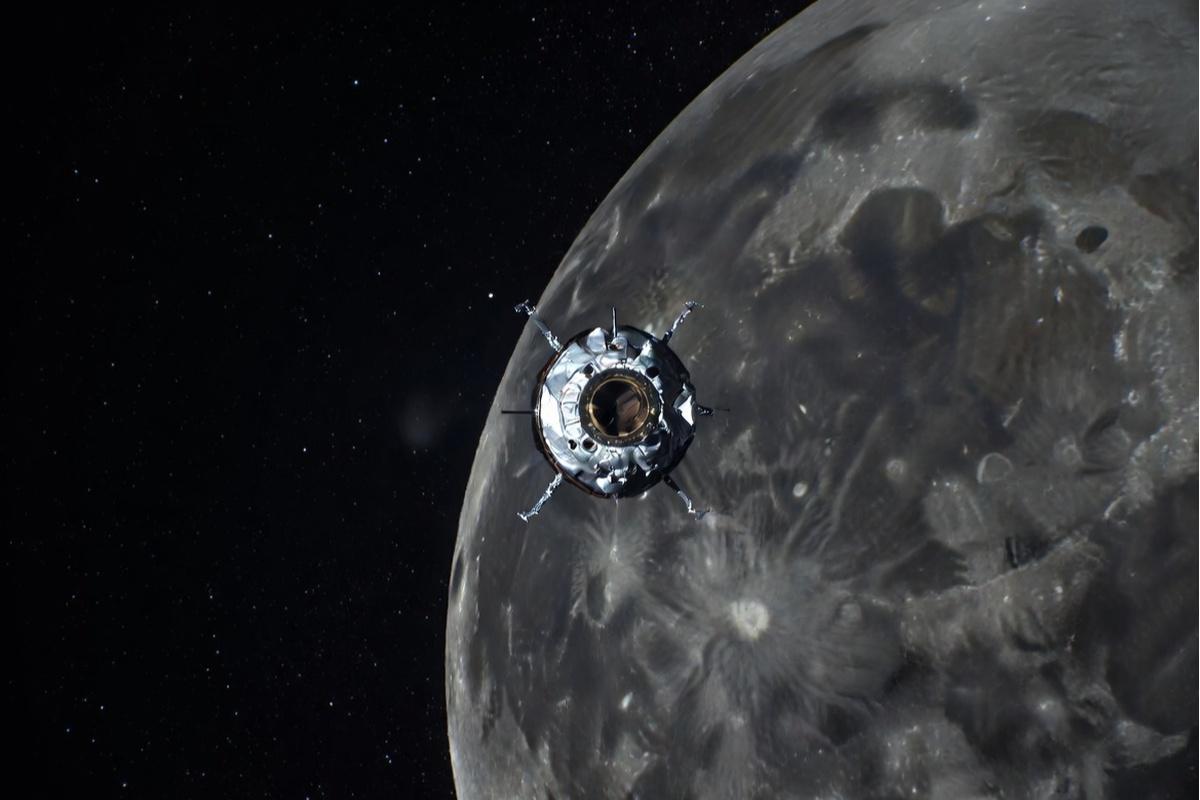 Журналист Белоусов: Космическая программа США не может себе позволить высадку на Луну