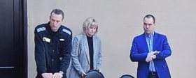 Адвокаты Алексея Навального были задержаны после оглашения приговора