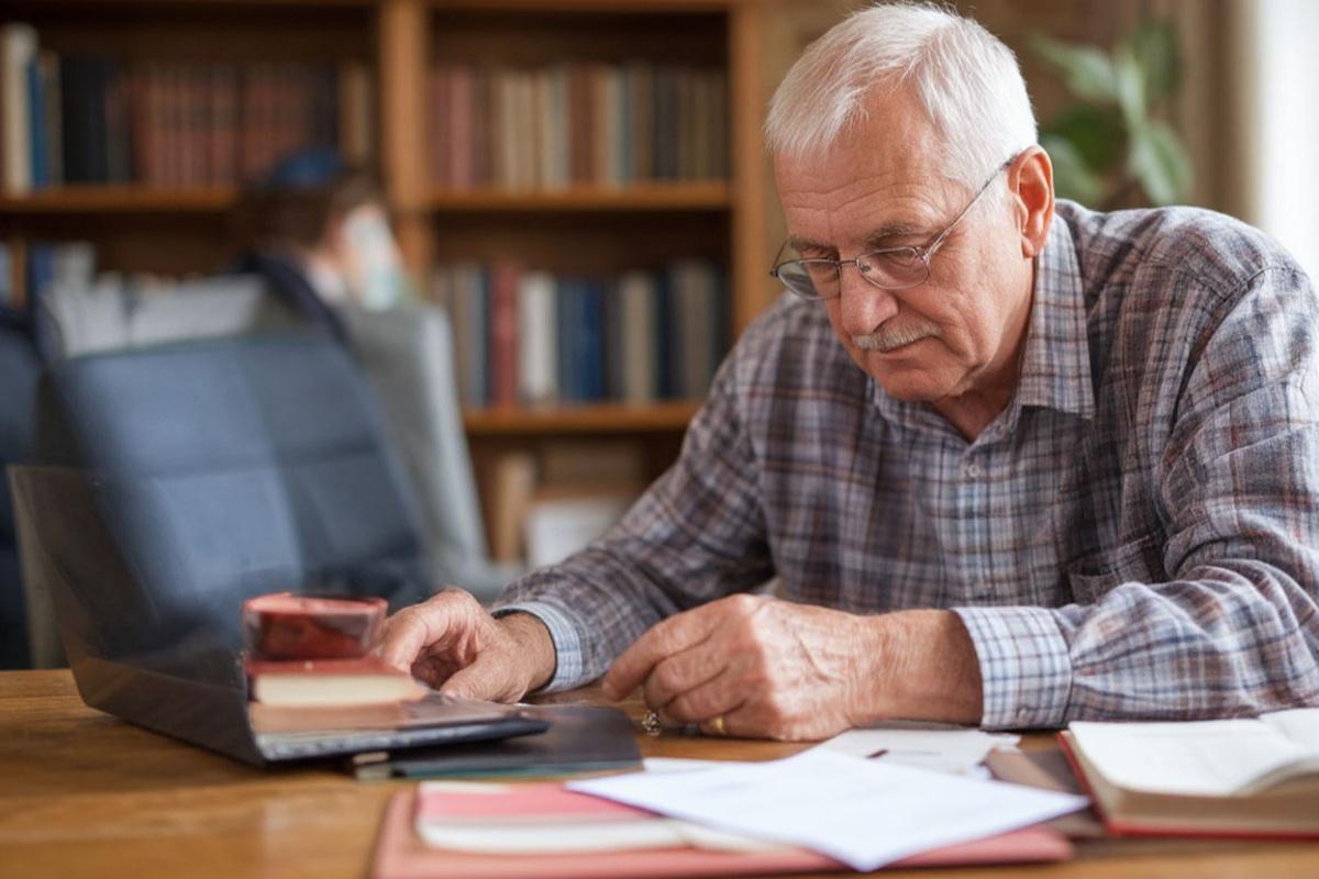 Депутат Иванов раскритиковал заявление Родниной о пенсионерах
