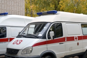 Пенсионер поздним вечером попал под колеса грузовика в Курской области