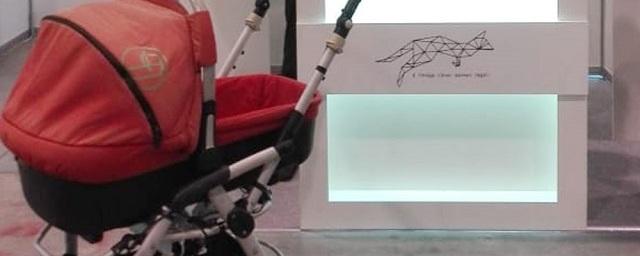В Новосибирске инженеры разработали детскую коляску на аккумуляторе