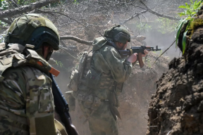 Российские солдаты освободили село Сокол в Донецкой республике