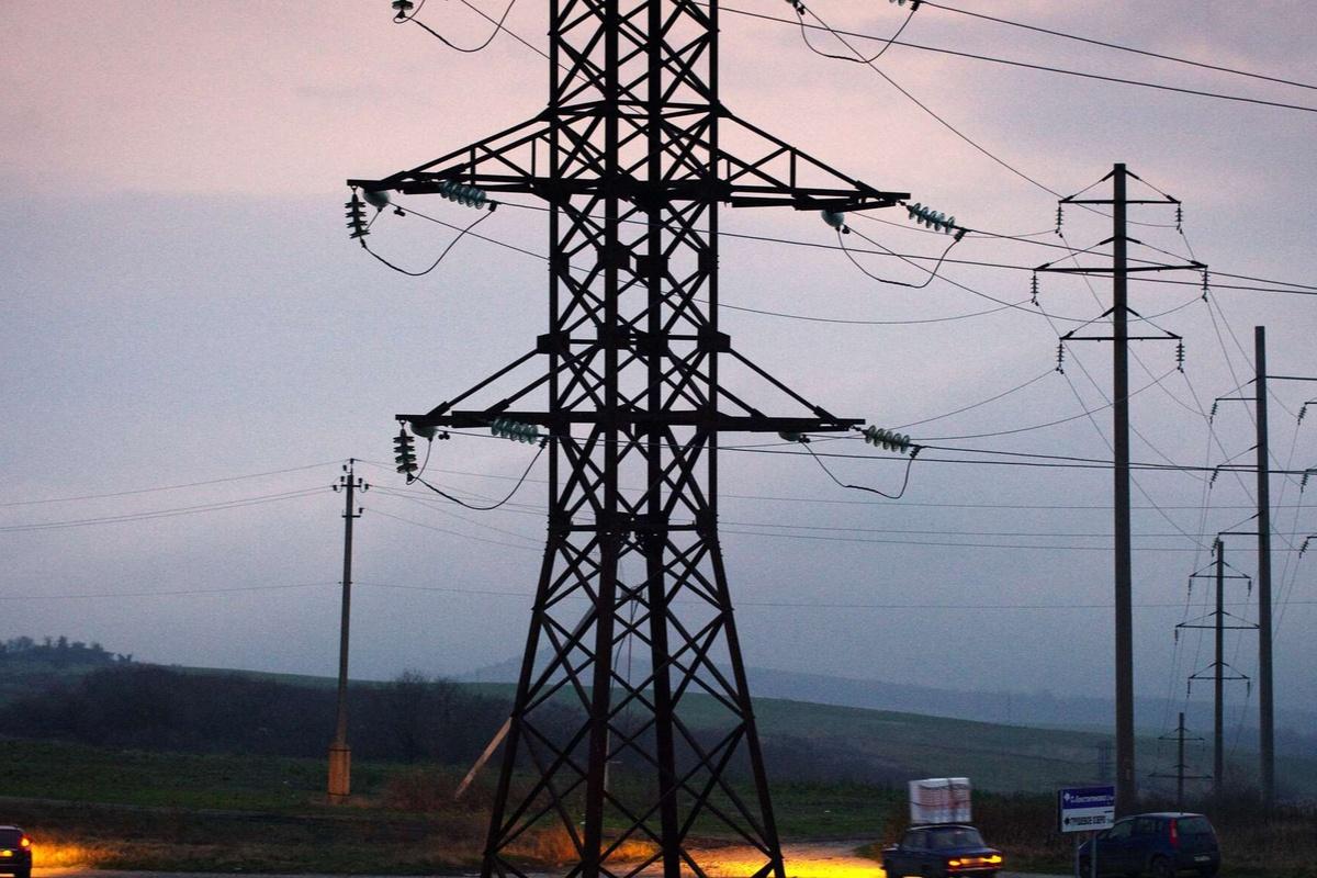 Часть южного берега Крыма осталась без света из-за аварии на электросетях