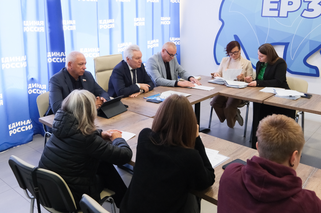 По поручению председателя Думы Астраханской области Игоря Мартынова обсудили совершенствование законодательства в сфере обращения с безнадзорными животными