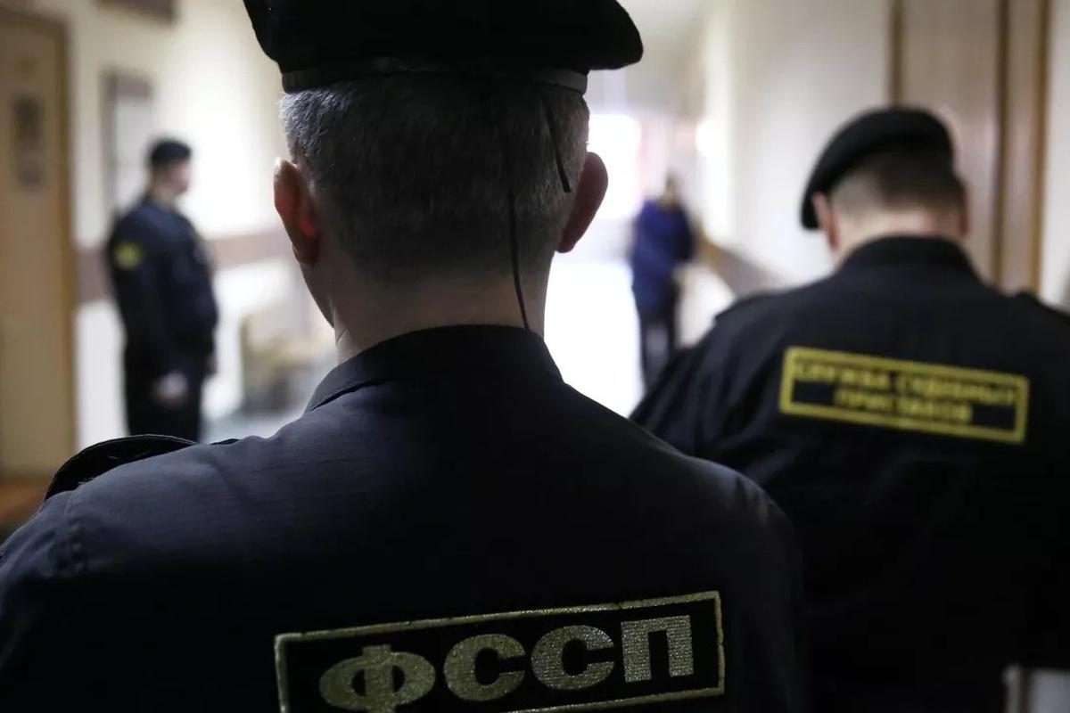 В Омской области долги списали 626 бойцов СВО