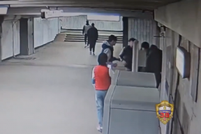 В московском метро задержаны два подростка после нападения с ножом на пассажиров