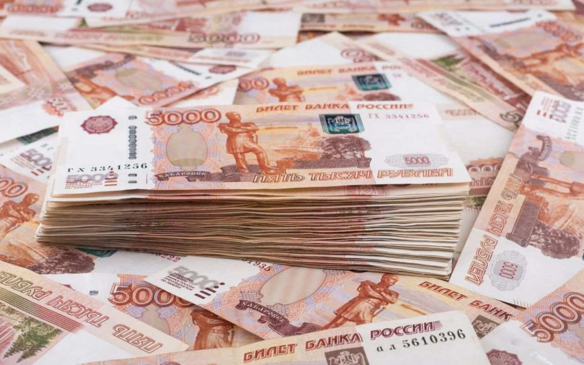 В Приангарье для заключения соцконтрактов выделили 1,2 млрд рублей, включив в число претендентов семьи бойцов СВО