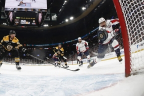 Овечкин забросил 893-ю шайбу в НХЛ и сократил отставание от Гретцки до одного гола