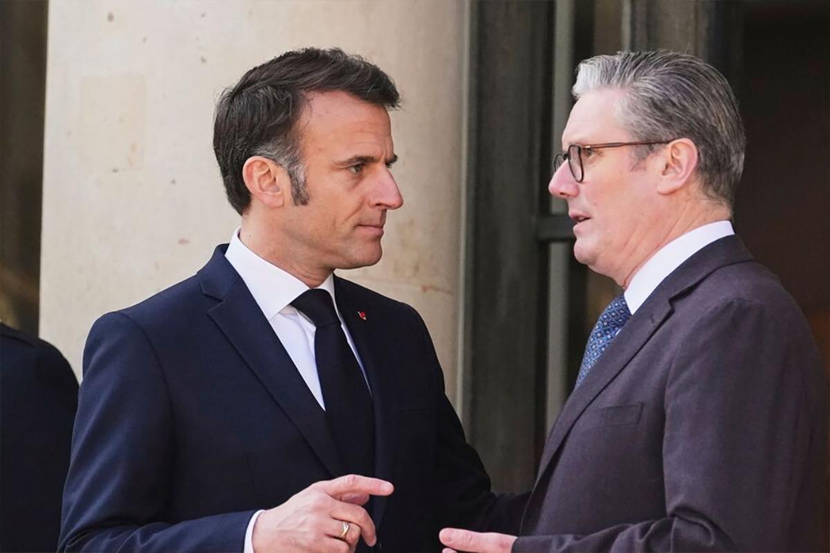 Макрон заявил о готовности отправить до 50 тысяч военных на Украину