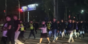 29 человек пострадали после массовых беспорядков в центре Бишкека