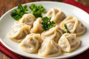 Гастроэнтеролог перечислил диагнозы, при которых опасно есть пельмени