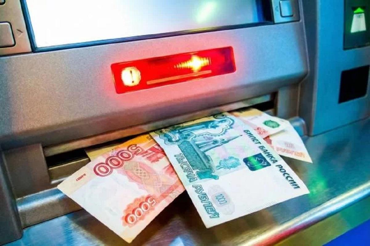 В Калужской области ввели ежегодную денежную выплату для семей с детьми