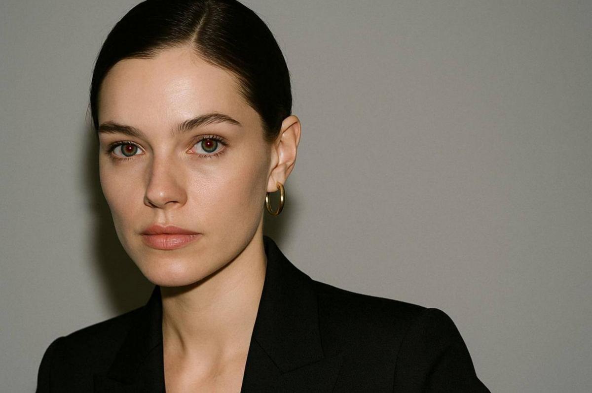 Как убрать красные глаза на фото: инструкция и лайфхаки