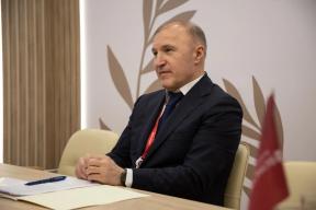 «Ваш труд, верность долгу и милосердие заслуживают глубочайшего уважения»: Глава Адыгеи Мурат Кумпилов поздравил медиков республики с профессиональным праздником