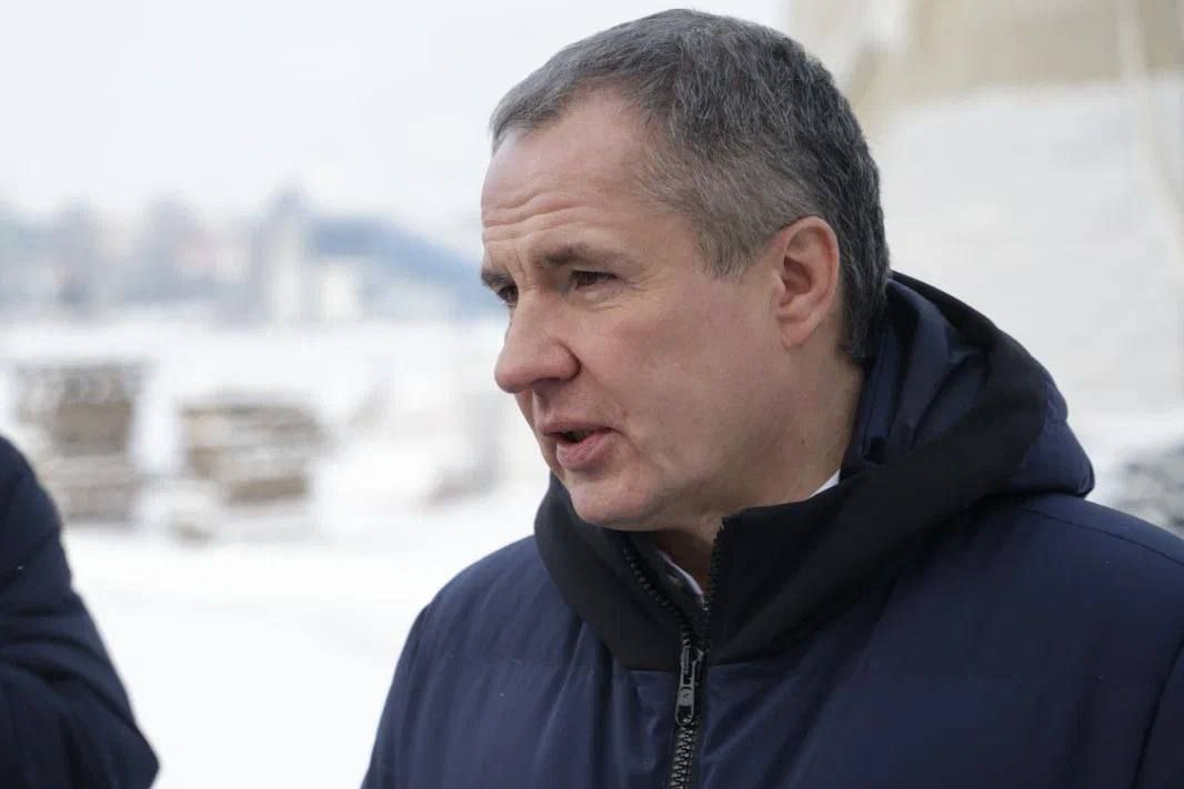 Губернатор Вячеслав Гладков посетил стройплощадки региона: Ставим задачу делать и капитально ремонтировать каждую следующую школу лучше, чем прошлые