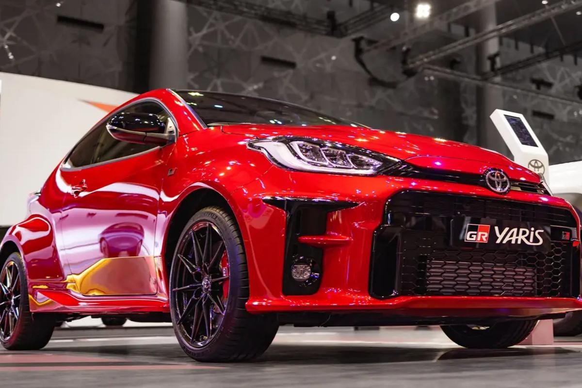 В Toyota заявили, что не покидали российский рынок