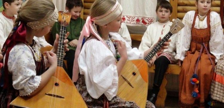 В Хабаровске 5 декабря стартует фестиваль народных инструментов
