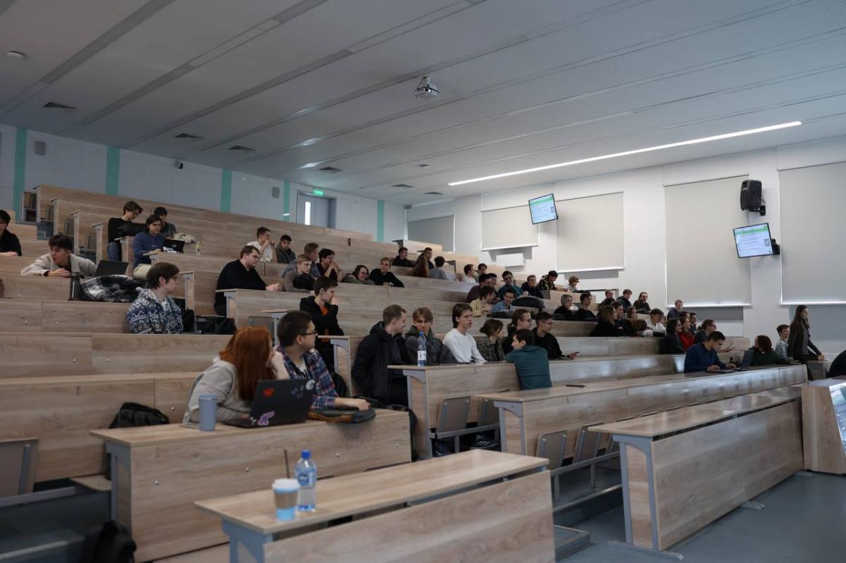 В новосибирских вузах и колледжах увеличили набор на бюджетные места