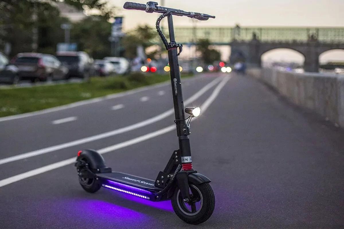 В Челябинске определили 1,5 тысячи парковочных мест для самокатов