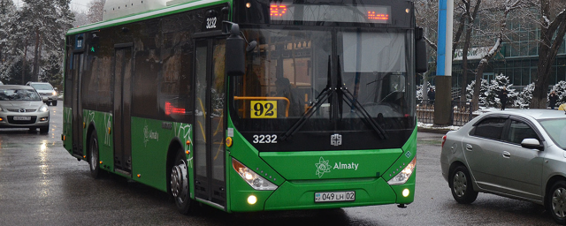 В Алма-Ате запретили ходить общественному транспорту 13-14 марта