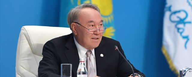 В Казахстане к 30-летию независимости страны выпустили банкноту с портретом Назарбаева
