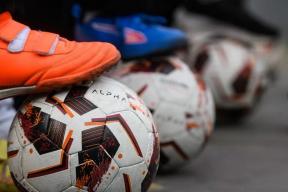 Тренер Балахнин верит, что игра с Чили должна «подстегнуть» российских футболистов