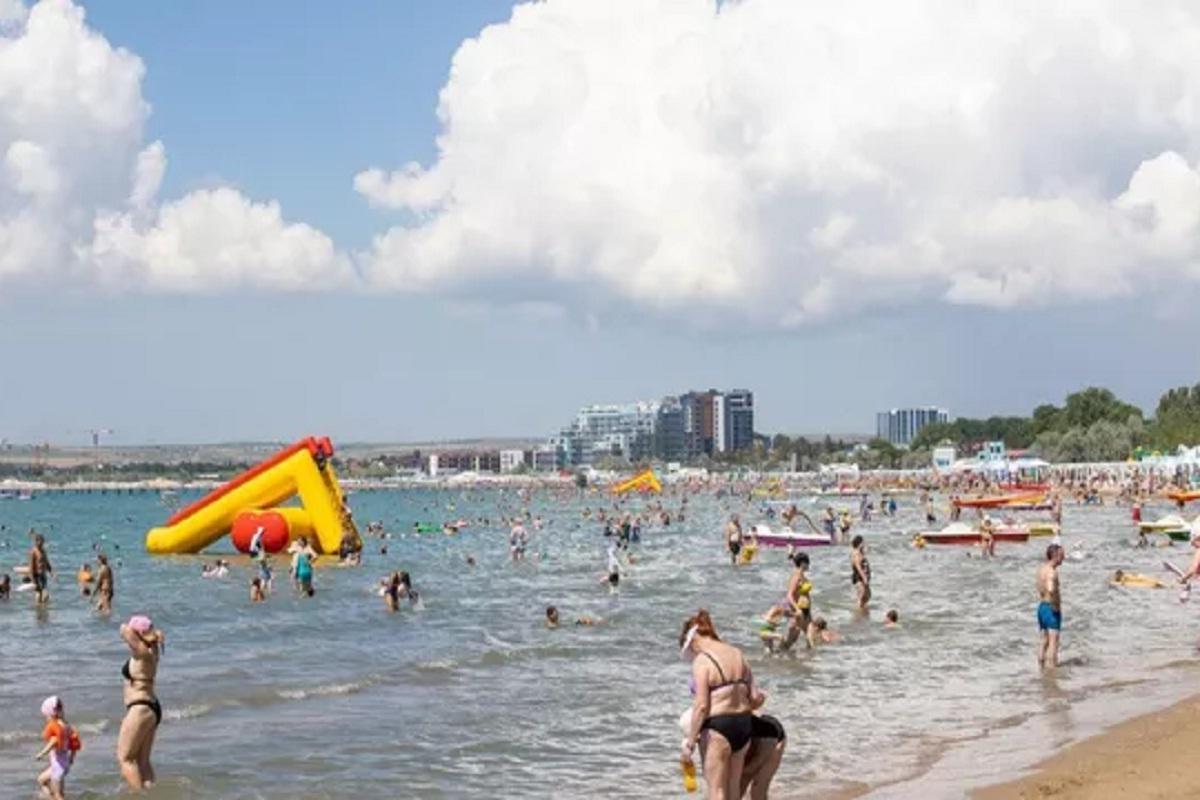 Названа стоимость летнего отдыха в Краснодарском крае