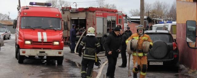 Спасатели ликвидировали пожар в колонии под Петербургом