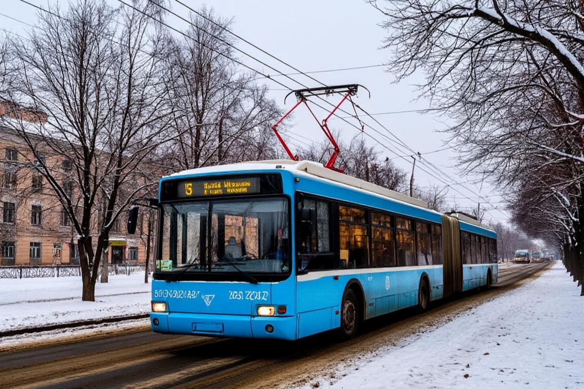 Новогодний сюрприз для пассажиров: троллейбусы завершат работу раньше