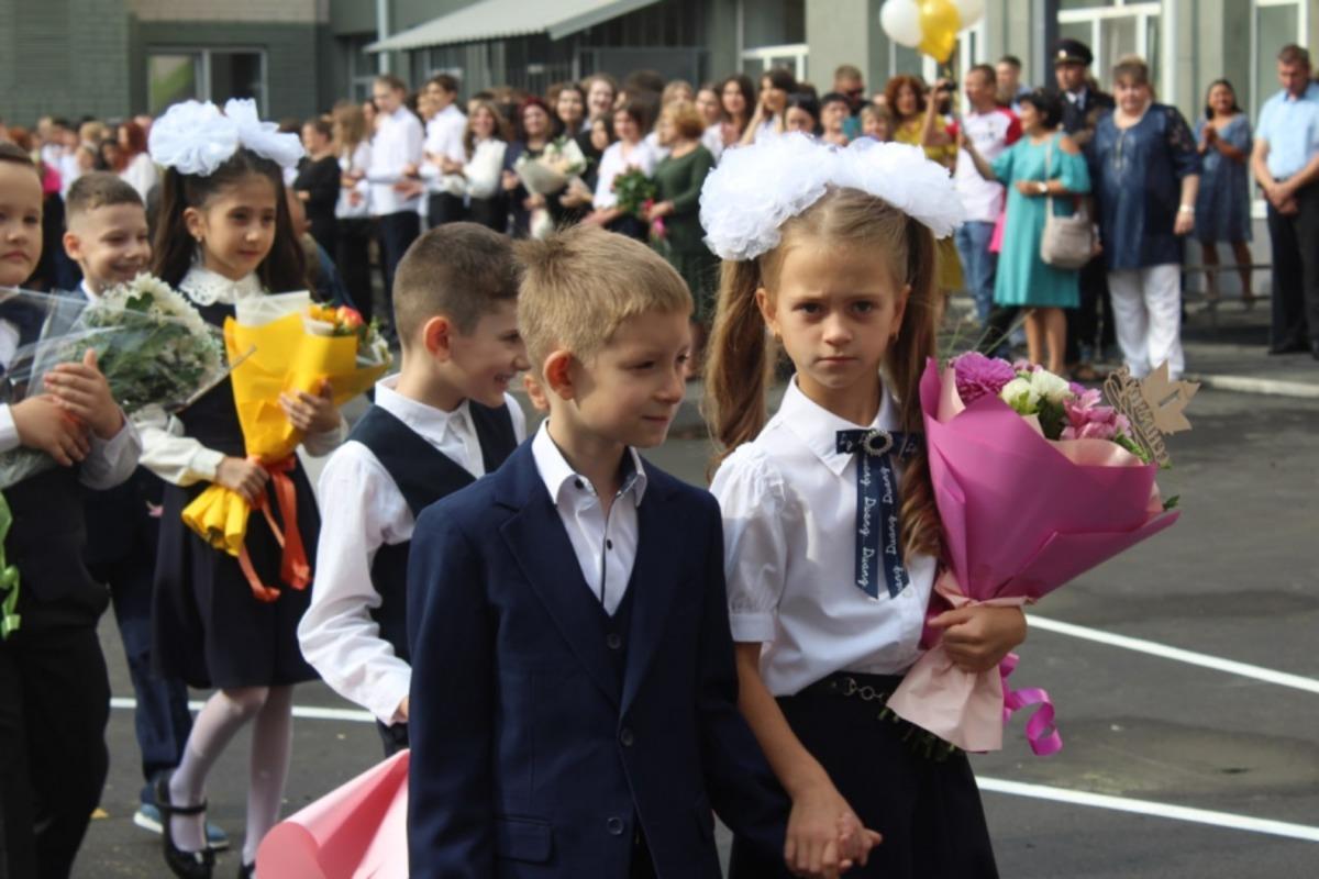 1 сентября в школы Саратовской области придет более 25 тысяч первоклассников