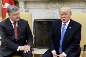 Трамп спрашивал у Порошенко, чей Крым
