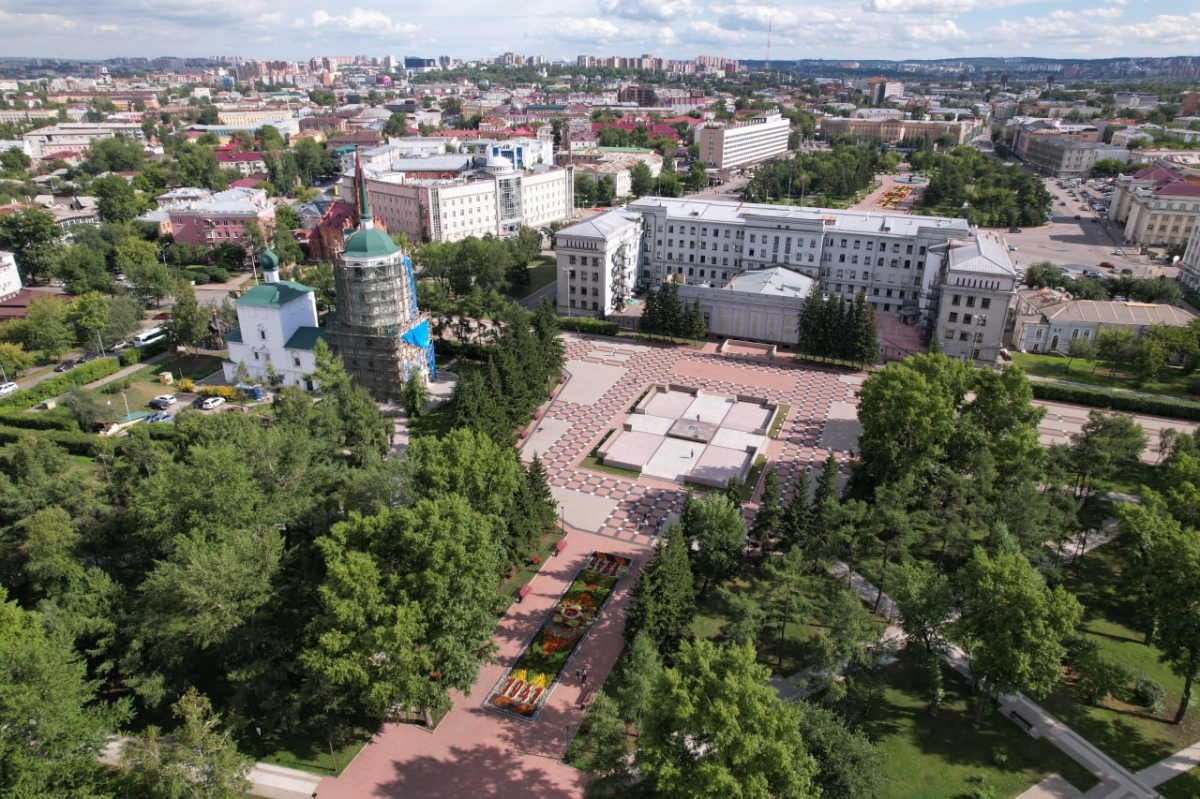 Мэр Руслан Болотов: В центре Иркутска архитектурная подсветка преобразит 10 исторических зданий