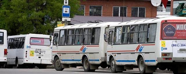 В Краснодаре в общественном транспорте появились средства для безналичного расчета