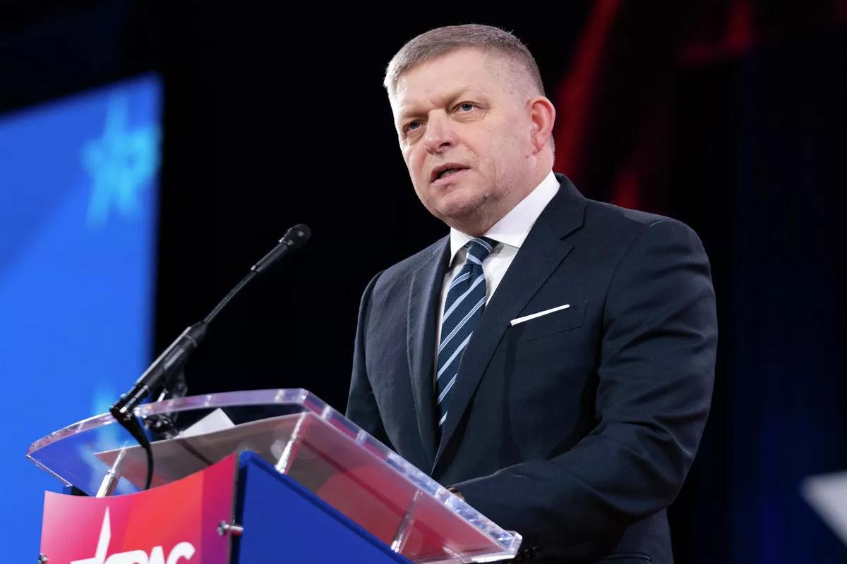 «Ответ на нефтяную блокаду»: Фицо анонсировал остановку поставок электроэнергии на Украину