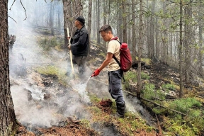 На борьбу с лесными пожарами в Туве брошены дополнительные силы