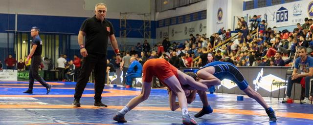 Всероссийский турнир по вольной борьбе состоялся во Владивостоке