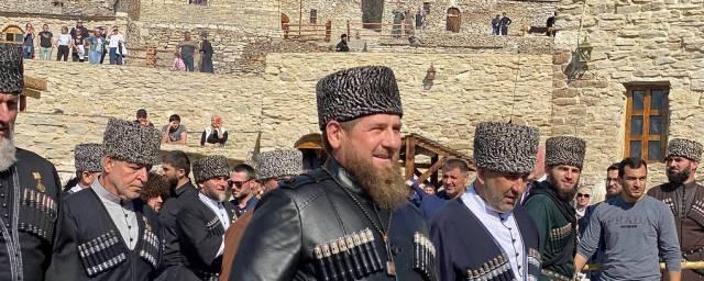 В Чечне торжественно открыли обновленный исторический комплекс «Хой»