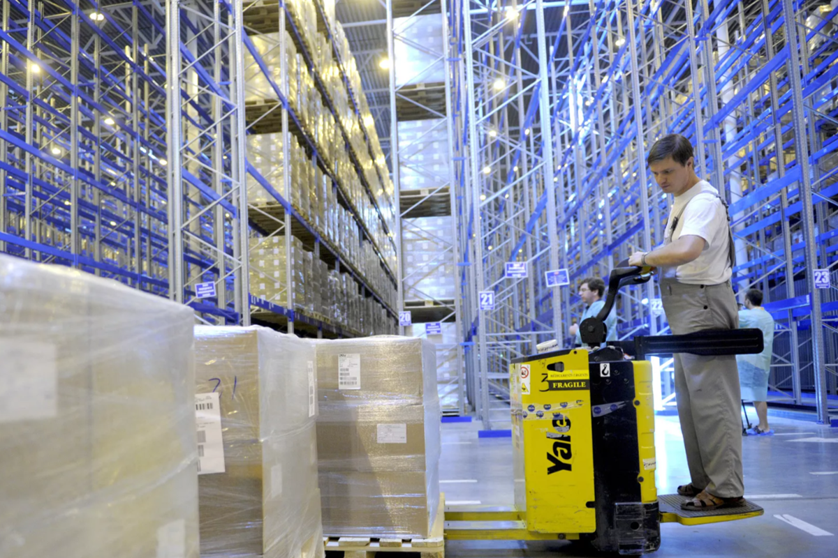 Инвестиции в складские площади: СФН ведет переговоры о приобретении 118 тыс. кв. м