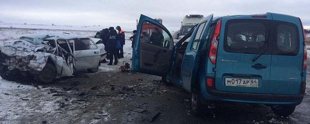 Под Саратовом в лобовом ДТП погибли младенец и трое взрослых