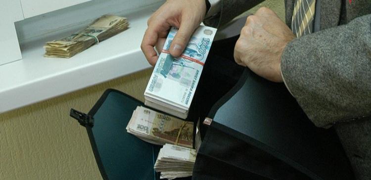 В Новосибирске 30% уволенных сотрудников получали зарплату в «конверте»
