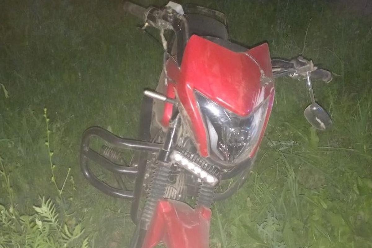 Мужчина на мопеде сбил в Саратовской области 12-летнего подростка