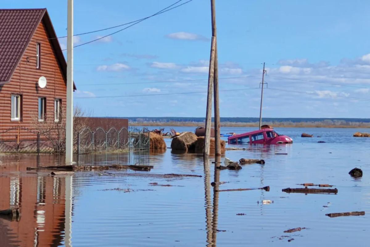 Вода стала быстрее уходить из курганских домов