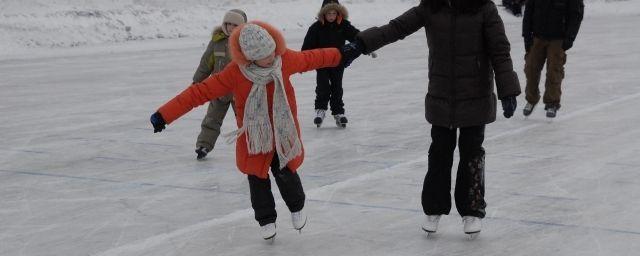 В Омском СКК имени Блинова начался сезон массового катания на льду