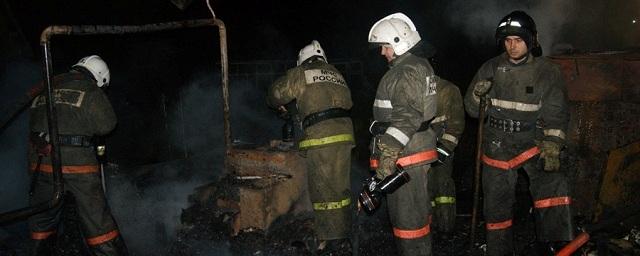 В Подмосковье при пожаре в дачном доме погибли три человека