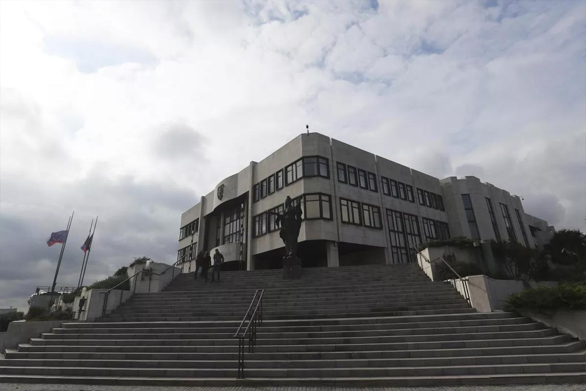 Глава МВД Словакии обвинил Зеленского в шантаже из-за блокировки нефти